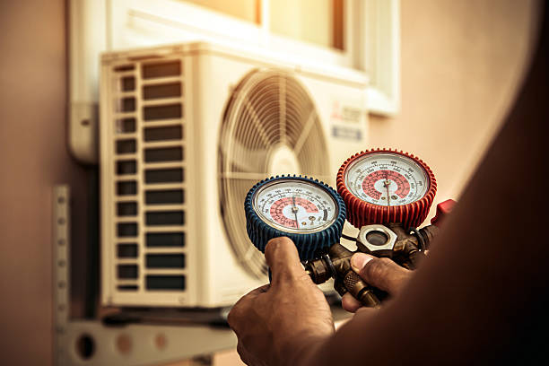 Professional Hvac technician working in Windsor, NJ